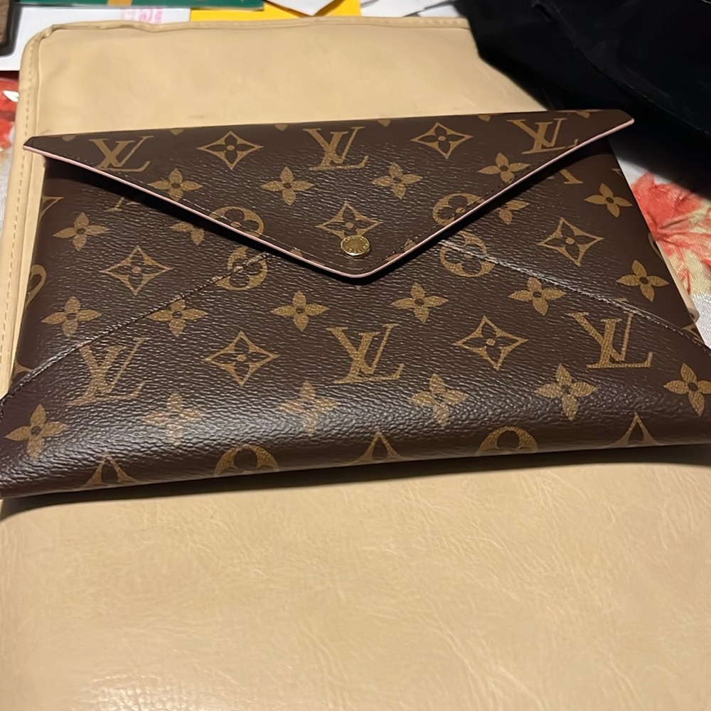LV Kirigami Pouch